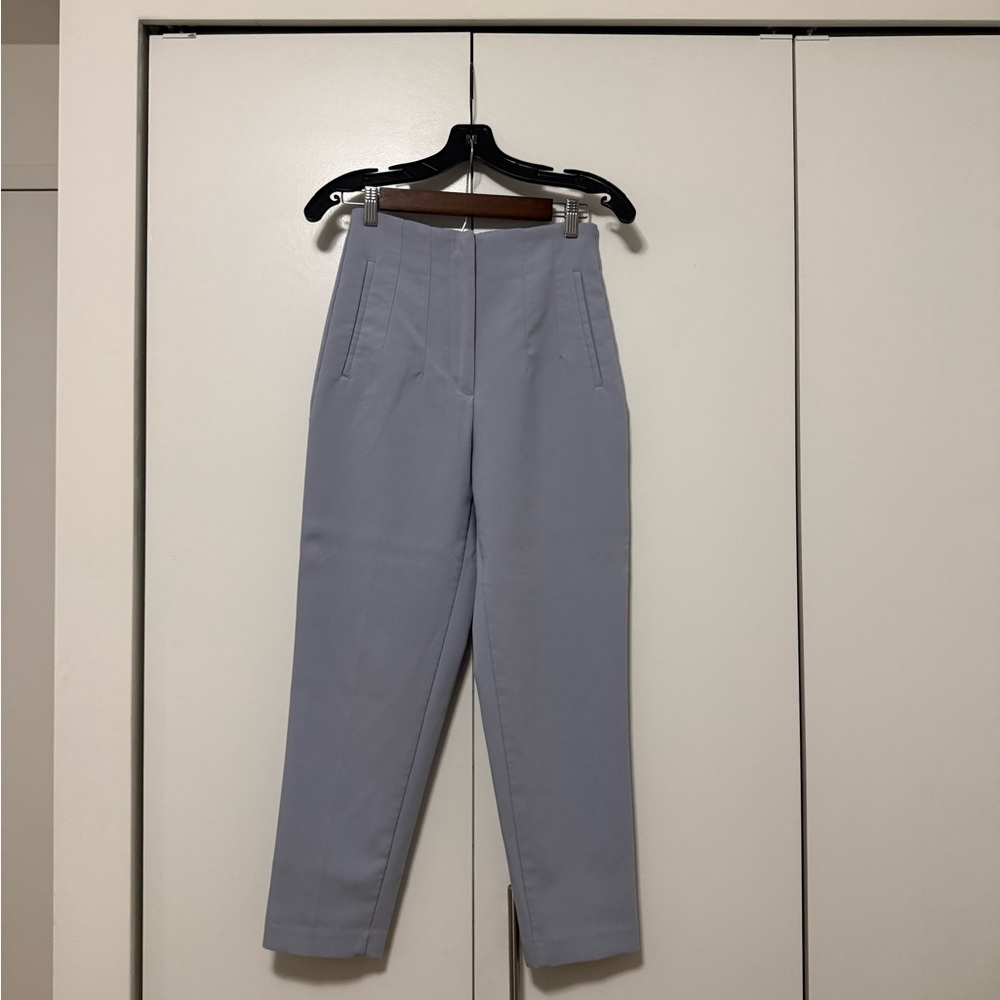 Zara Women's Light Gray Cropped Pants
